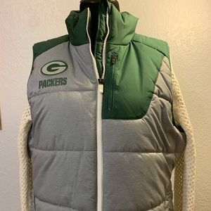 Women's NIKE Green Bay Packer vest size XL